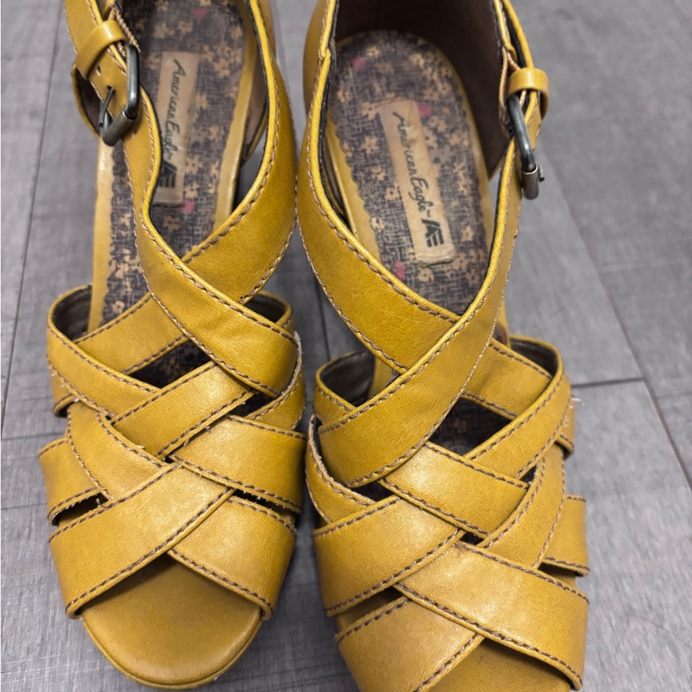 American Eagle Outfitters Women's Yellow Sandals